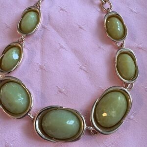 Elegant Green Stone Statement Necklace – 18”
